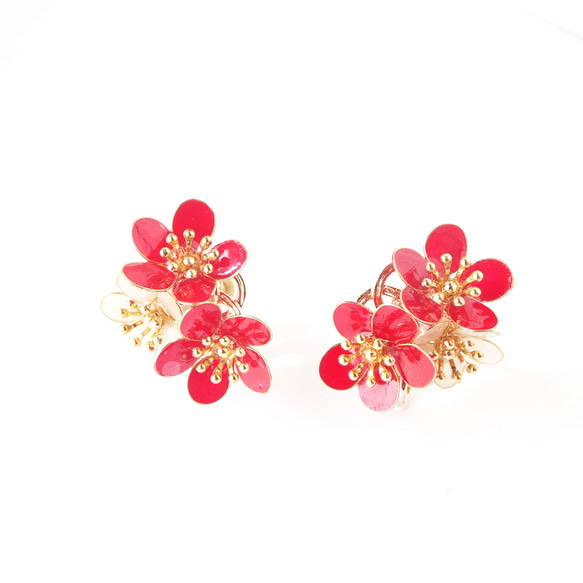 nobility】紅白梅のマニキュアフラワーイヤーアクセサリー イヤリング