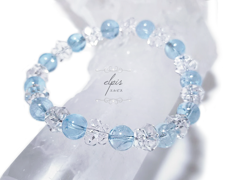爽やかな青い輝き☆ブルートパーズのブレスレット