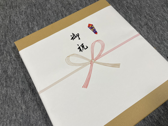 書家が祝福と願いを込めて書く「命名書（大）」壁掛け金縁色紙 7枚目の画像