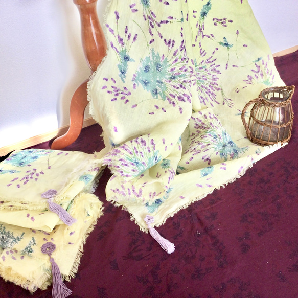 ラベンダー柄の型染スカーフ　ダブルガーゼ 11枚目の画像