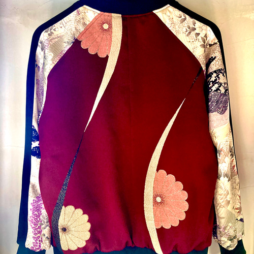 着物リメイク和柄スカジャン 赤 黒 鶴 花柄