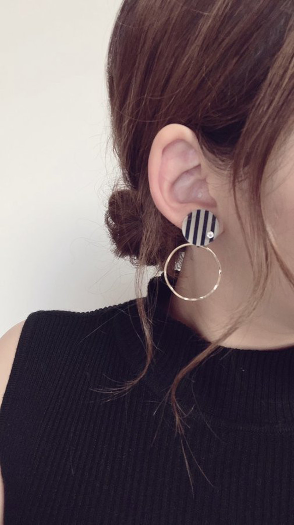 Asymmetry circle stripe pierce/earring(Stripe × Navy) 3枚目の画像