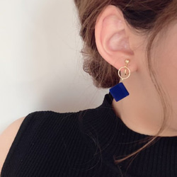 Color square hoop pierce/earring(Blue) 2枚目の画像