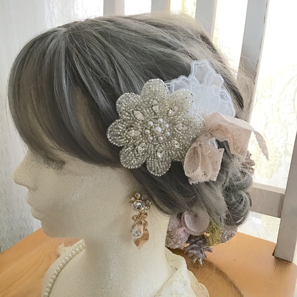 【(*ˊᵕˋ*)੭ ੈ❤︎ ヘアアクセサリー】ヘッドドレス　レース　ビーズ　ウエディング　ブライダル　結婚式451 1枚目の画像