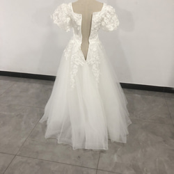 高品質！ ウエディングドレススクエアネック  美しい花レース 姫袖プリンセスライン /花嫁/結婚式 4枚目の画像