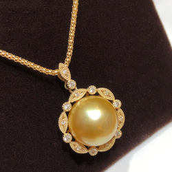 高級】南洋真珠 ダイヤモンド付きペンダントトップk18 ペンダント