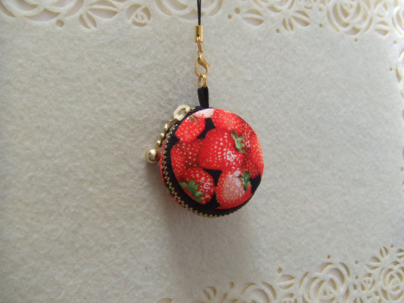 イチゴ♪8/マカロンコインケース4cm(マカロンポーチ)ストラップ付 人気・おすすめ｜売れ筋商品・話題商品におすすめ 品質チェック済み 安心配送 今月のおすすめ