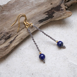 天然石一粒ーシンプルマクラメピアス【ラピスラズリ】macp076軽やかに揺れるアレルギーフリーのアクセサリー 1枚目の画像