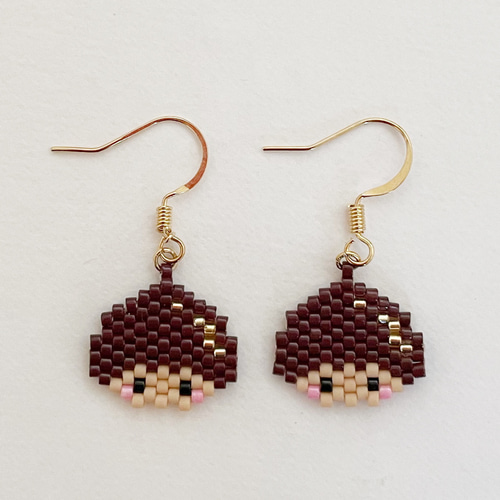 デリカビーズピアス/イヤリング どん栗ぼうず ピアス（フック