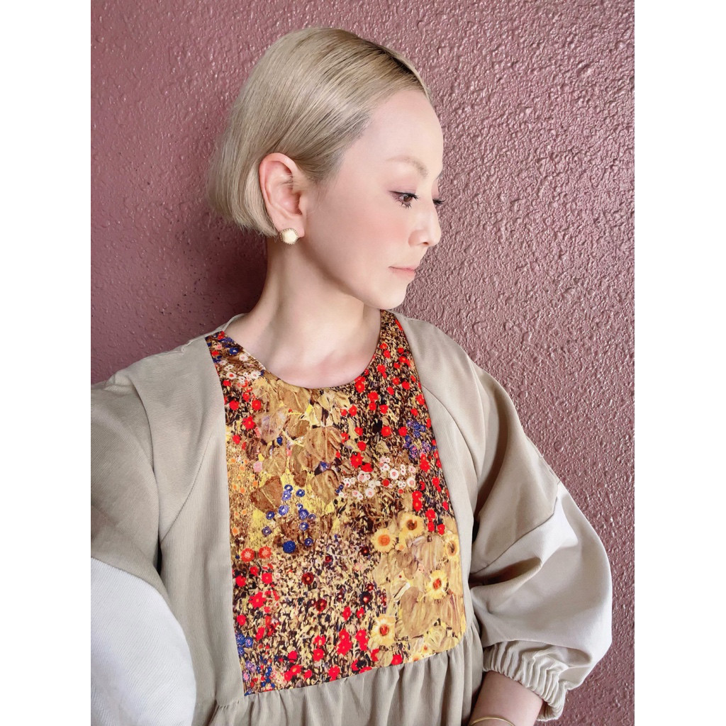 RATA❤️ヴィンテージな雰囲気が漂う❤️花柄の素敵な大人ワンピース❤️大人ベージュ