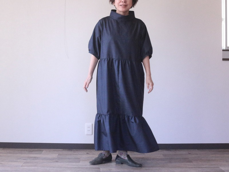 着物リメイク　亀甲大島紬ハイネックギャザーワンピース　細目サイズ