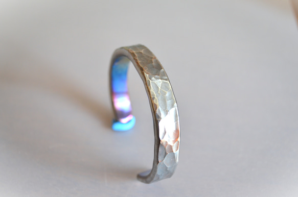 Titanium bangle・純チタンバングル・シルバーエイト・楕円形モデル 1枚目の画像