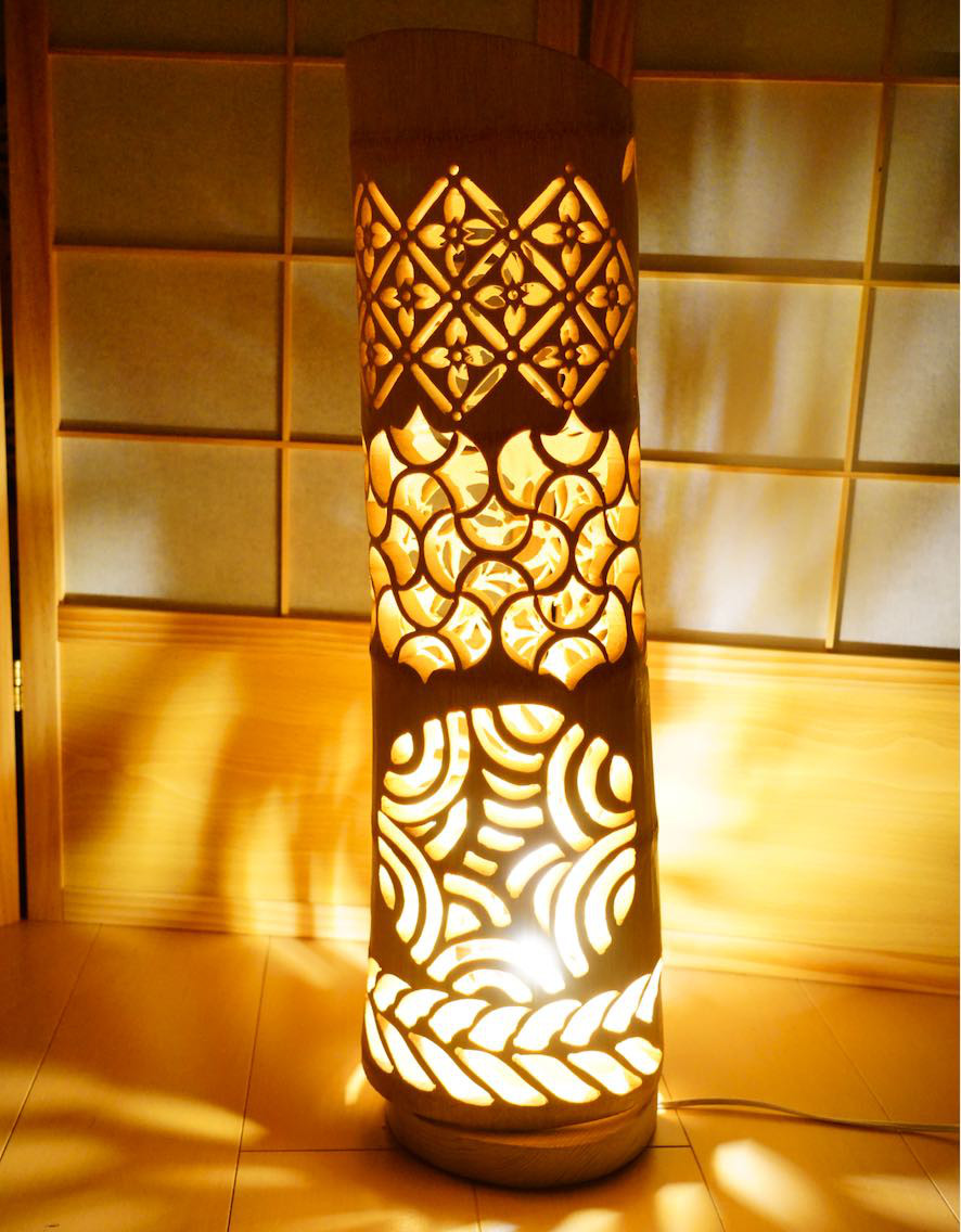 竹灯り・竹あかり・竹灯籠・竹灯篭・竹ランプ   繊細・両面彫り～～ 癒しの灯り★太陽の印★～～
