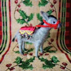 おもちゃのロバさん・オーナメント　羊毛フェルト　クリスマス　1年じゅう飾れる２WAY 3枚目の画像