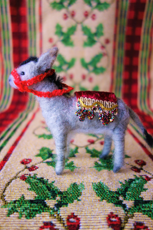 おもちゃのロバさん・オーナメント　羊毛フェルト　クリスマス　1年じゅう飾れる２WAY 2枚目の画像