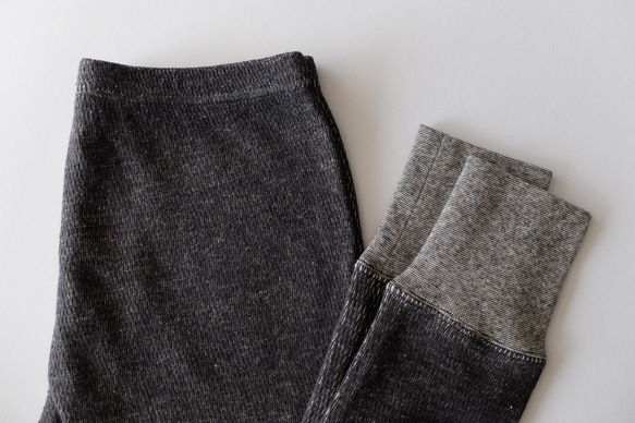 [補貨] yohaku 棕色棉質保暖緊身褲 | 黑色 | 男女皆宜 2 種尺寸 第1張的照片
