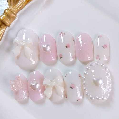 たぴおかページ♡ネイルチップ 量産型 韓国 フレンチガーリー ピンク ピンク×ブラックの量産型ネイルチップ🩷🖤レースアップの×を