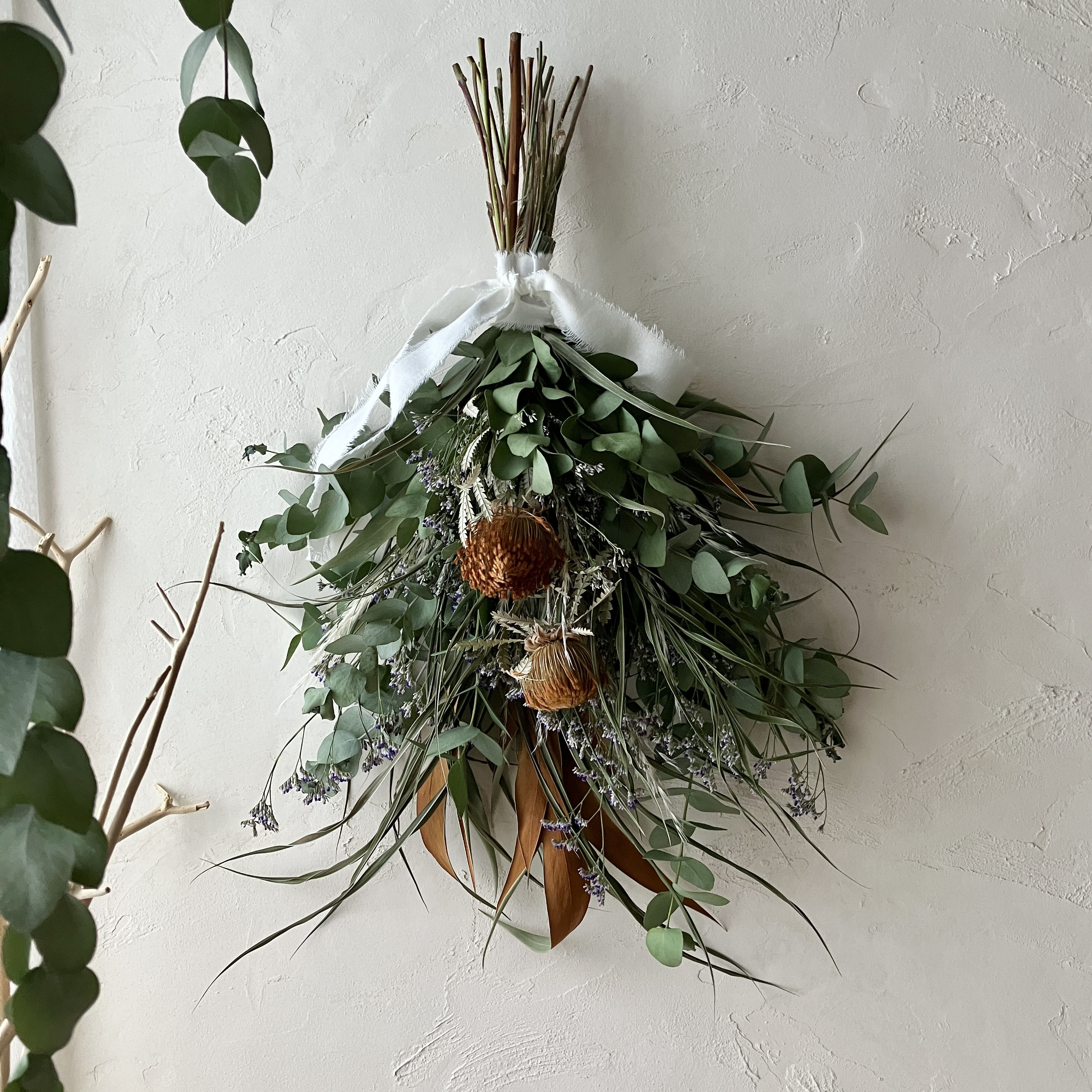 〈男性にも似合う〉ドライフラワースワッグ / 結婚祝い 新築祝い 誕生日プレゼント 花束ギフト 父の日 かっこいい贈り物