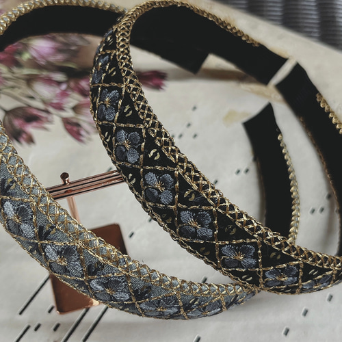 CA4LA round r インド刺繍カチューシャ 再販】全体刺繍がとっても