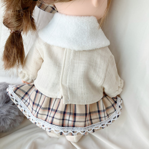 ティペット付き淡い色コーデ4点セット＊ドール服 ソランちゃん ソラン