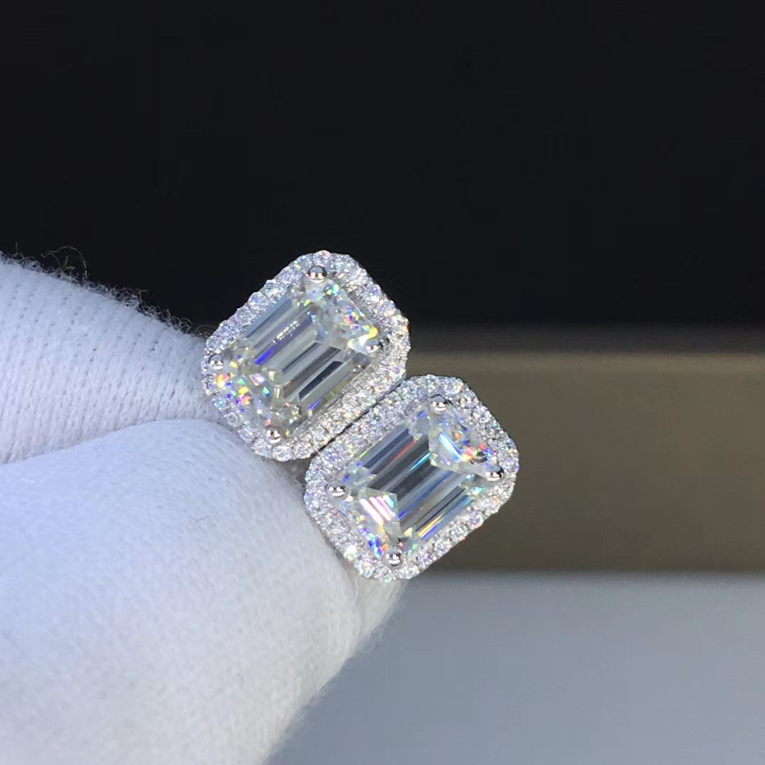 合計1.6カラット 】輝く モアサナイト ダイヤ ピアス K18WG ピアス