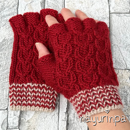 sublations サブレーションズ アームウォーマー 手袋 赤 再販開始