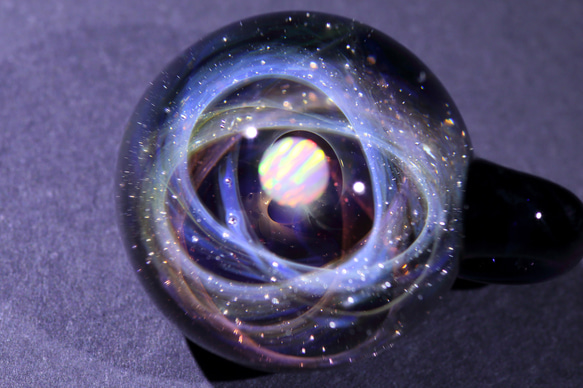 宇宙ガラスペンダント (24mｍ 螺旋状銀河） no.991 8枚目の画像