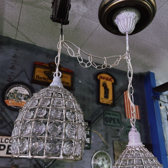 きらびやかな アンティークランプ/ 連結2灯式 ペンダントランプ / シーリングライト（天井照明） アンティークホワイト 7枚目の画像