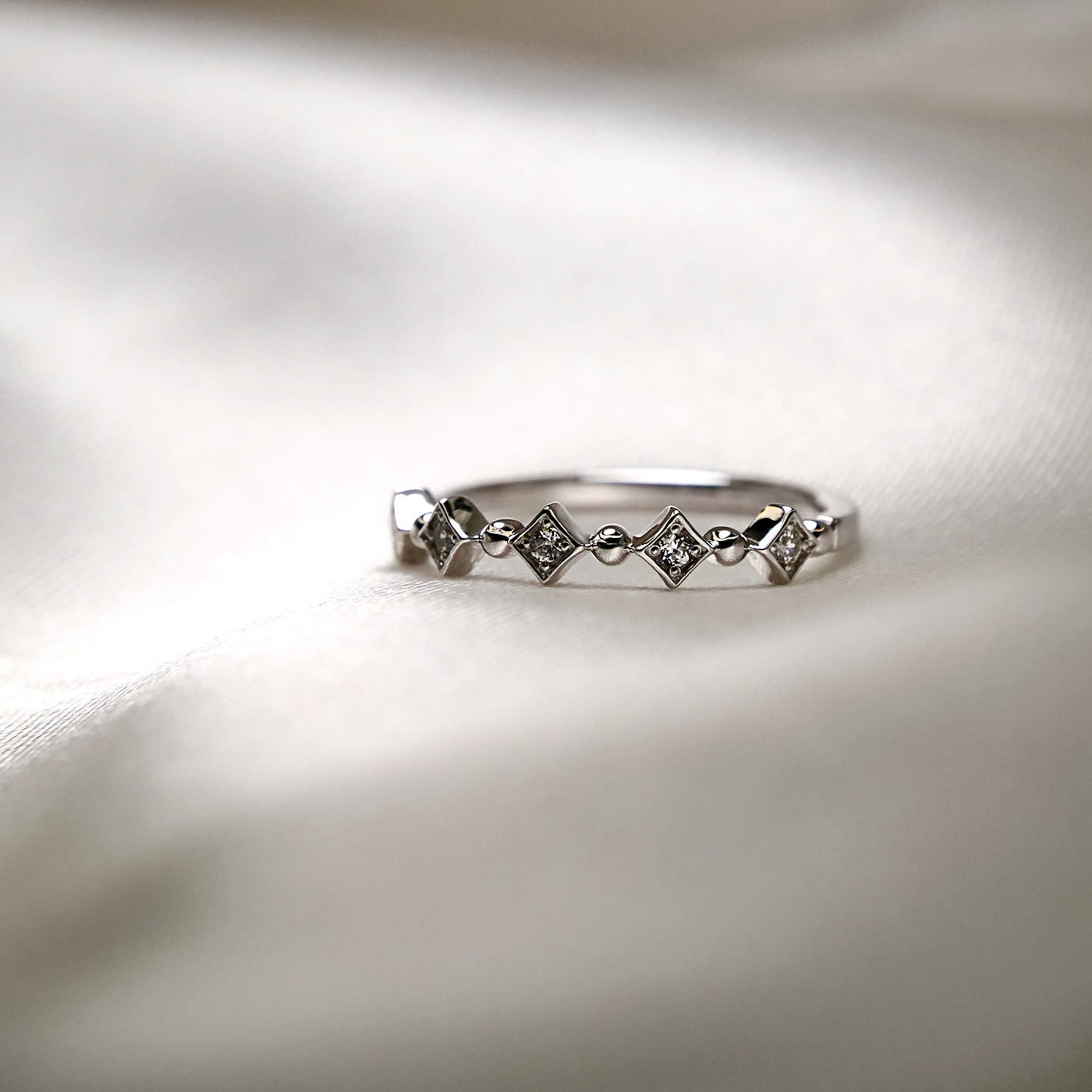 ◆受注制作◆ピンキーリング エタニティリング ファッションリング モアサナイト ダイヤモンド SP002-R