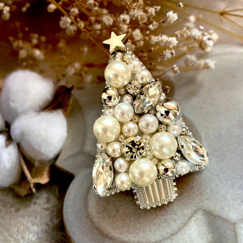ビーズ刺繍ブローチ クリスマスツリー シルバー ガラスビジュー×パール