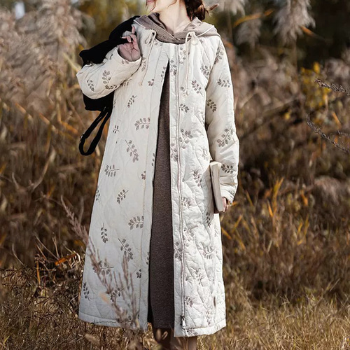 刺繍生地のキルティングコート ポケット付き【春秋】ベージュ系 コート