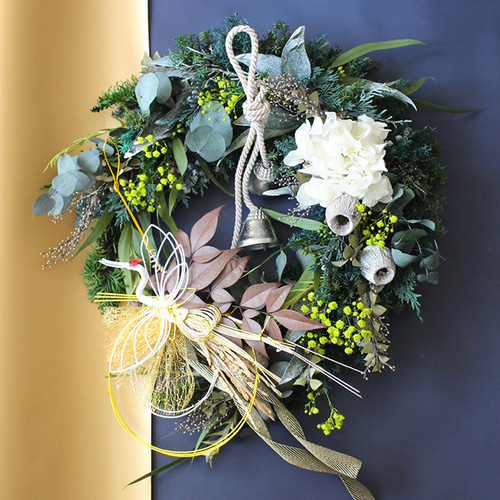 クリスマスお正月もこれひとつ。一年中飾るドレスアップリース32cm馬蹄