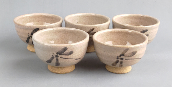 汲み出し茶碗　透明釉　トンボ絵　五客組　【商品番号：00049】 2枚目の画像