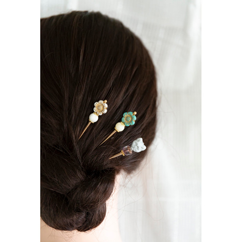 珍しいチェコガラスビーズのかんざし もみじ OR 梅の花 OR 猫 簪 和装