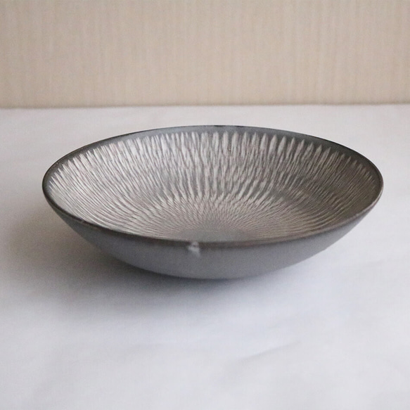 小石原焼 深皿 中皿 6寸皿 飛び鉋 18cm 森山實山窯 陶器 食器 器 3枚目の画像