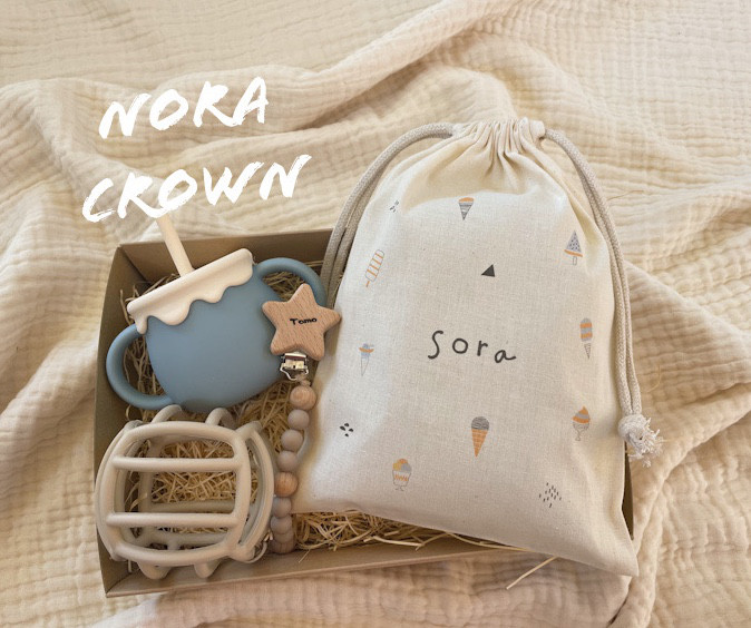 出産祝い　名入り巾着・ベビーボール・シリコンカップ3way・おしゃぶりホルダー・男の子　アイス　ブルー