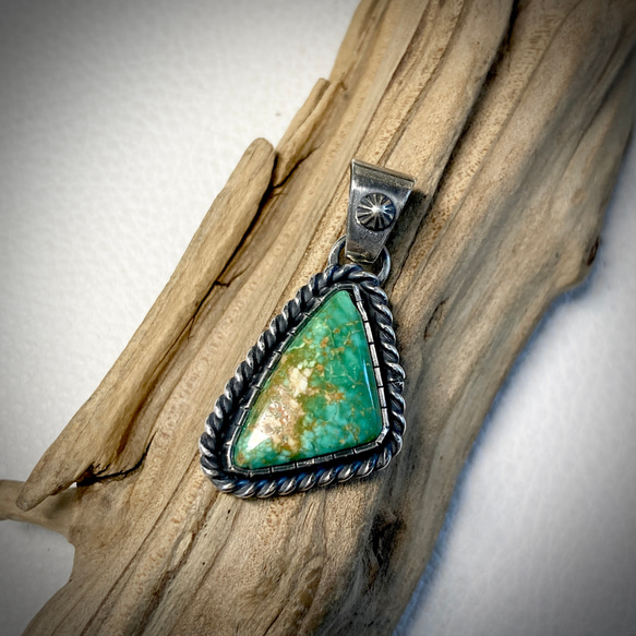 ターコイズ シルバー ペンダント 925マウンテン ターコイズマウンテン ターコイズ トルコ石 シルバーネックレス