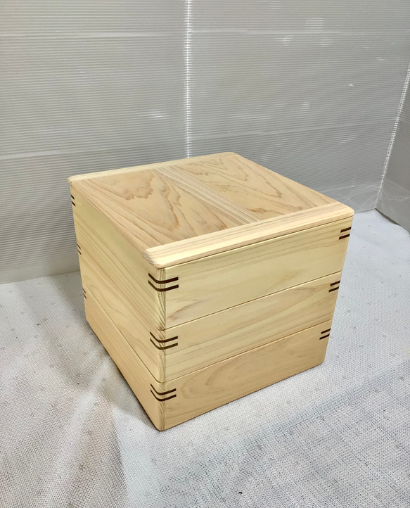 天然木 国産ひのき材 三段重箱/弁当箱/お菓子箱 手造り その他 天然木 国産ひのき材 三段重箱/弁当箱/お菓子箱 手造り その他