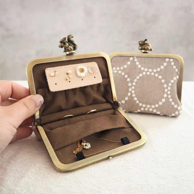 専用　ミナペルホネン　希少シンフォニー　がま口ポーチ　キーケース　ハンドメイド♪ light berry cuddle purse - minä perhonen