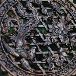 鳳凰牡丹40㎝　大型円型彫刻（アンティーク調） 壁掛け金具・台座付き 9枚目の画像