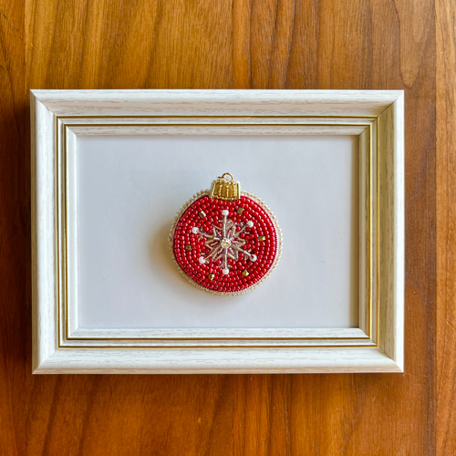 クリスマスオーナメントのビーズ刺繍ブローチ(オーナメント