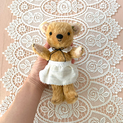 優しいクマさん♡19㎝テディベア ぬいぐるみ Mrs.Robin（ミセスロビン