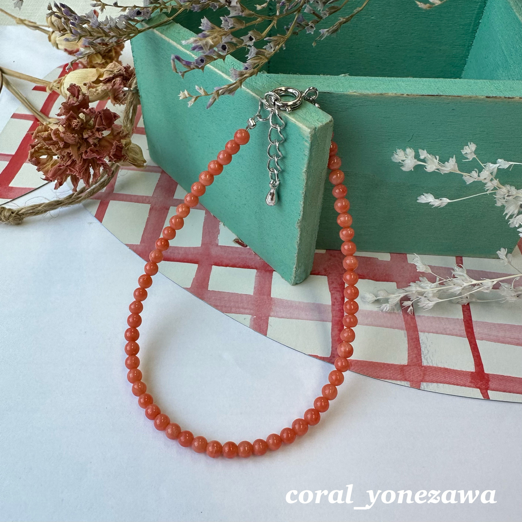 ピンク珊瑚小玉　ブレスレット　優しいシンプルライン　R41113Y1