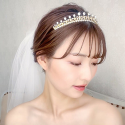 低めティアラ ティアラ　ウェディング　ブライダル　ビジュー　花嫁人気　結婚式カチューシャティアラ 　h250 1枚目の画像