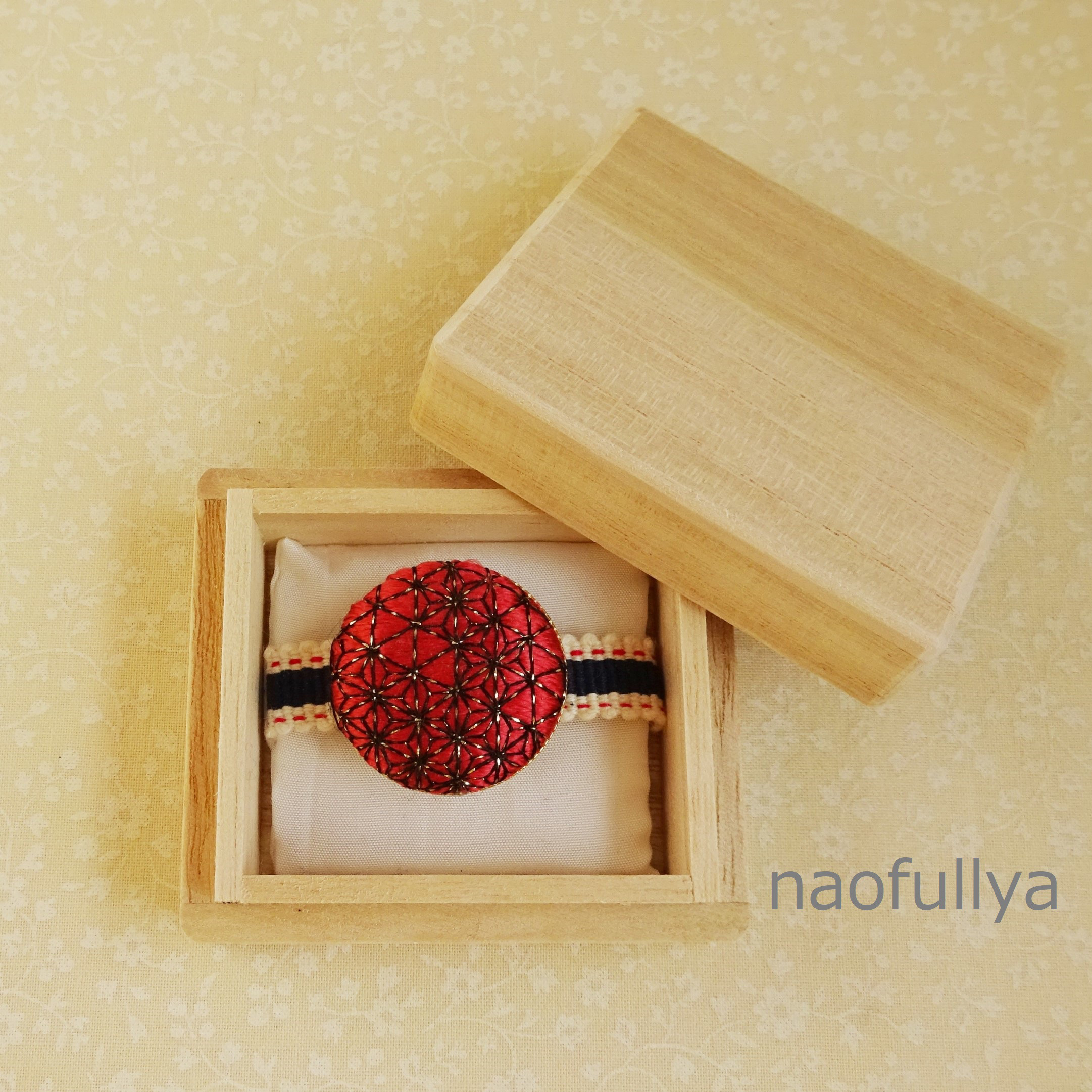 付け帯　作り帯　楓　松葉　金糸　刺繍　金彩　着物　071a d 付け帯 作り帯 楓 松葉 金糸 刺繍 金彩 着物 071a dの通販 by