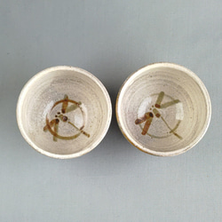 御飯茶碗　マット釉　トンボ絵　ペア　【商品番号：00117】 3枚目の画像