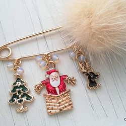 サンタさんヘアゴムorブローチ☆