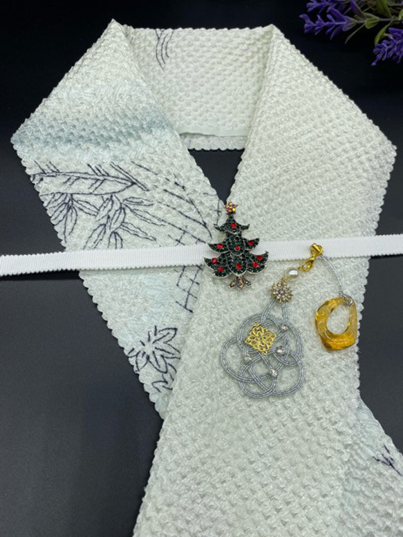 クリスマス用半襟と帯締め クリスマス企画】0884半襟&帯留め・根付・帯締め クリスマス帯留め
