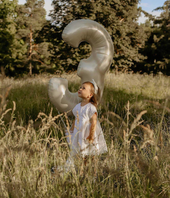 Mサイズベージュです♩ ナンバーバルーン　ナチュラル　くすみ　ベージュ　誕生日バルーン　1歳　風船 12枚目の画像