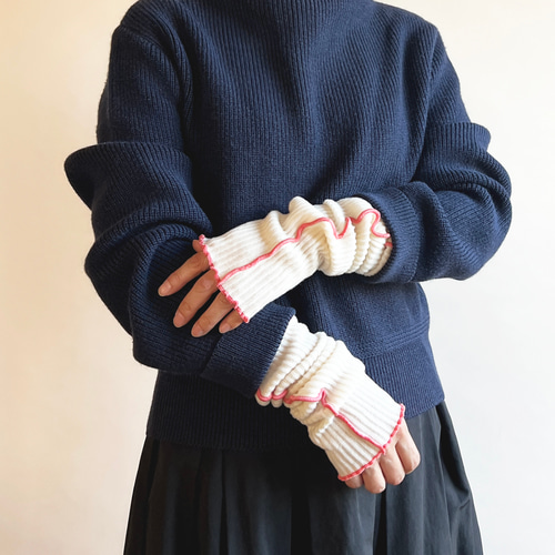 配色メロウが目を惹くアームウォーマー 手袋・ミトン The Almond Shop